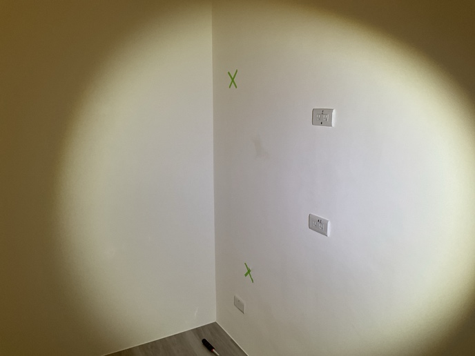 驗屋缺失：廚房牆面泥作空心